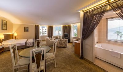 Imagine pentru Letoile Beach Hotel 4* valabile pentru Litoral 2025