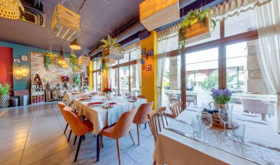 Imagine pentru Aparthotel Maria Palace 2*  valabile pentru Paste  2025