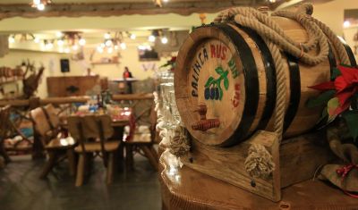 Imagine pentru Hotel Sinaia 4*  valabile pentru Paste  2025