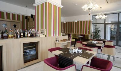 Imagine pentru Hotel International Sinaia 4* valabile pentru Revelion 2025