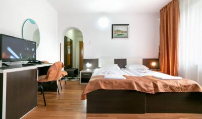 Imagine pentru Hotel Turist 3*  valabile pentru Revelion 2025