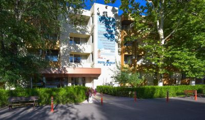 Oferta pentru Litoral 2025 Complex Mediteranean Mamaia 3* - Mic Dejun/All Inclusive
