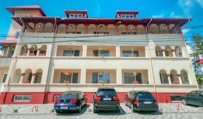 Oferta pentru Balneo 2025 Hotel Turist 3* - Pensiune Completa + Tratament