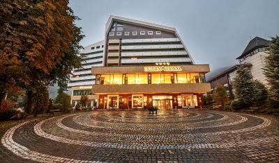 Oferta pentru Munte 2025 Hotel International Sinaia 4* - Mic Dejun