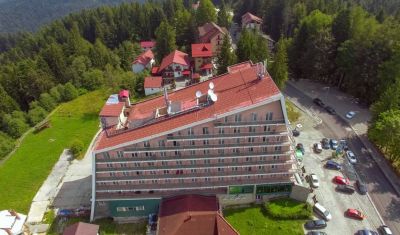 Oferta pentru Munte 2025 Hotel Belvedere 3* - Mic Dejun/Mic Dejun + Fisa Cont