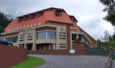 Oferta pentru Balneo 2025 Hotel Ciucas 3* - Masa + Odihna/Tratament