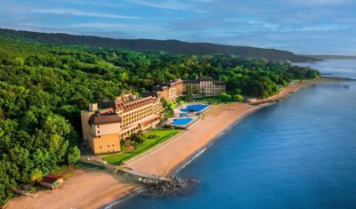 Oferta pentru Litoral 2025 Hotel HVD Riviera Beach 5* - Ultra All Inclusive