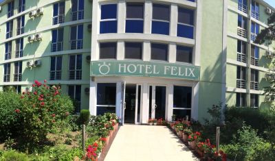 Oferta pentru Litoral 2025 Hotel Felix 3* - Mic Dejun