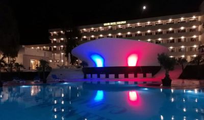 Oferta pentru Litoral 2025 Grand Hotel Caraiman 4* - Mic Dejun/All Inclusive