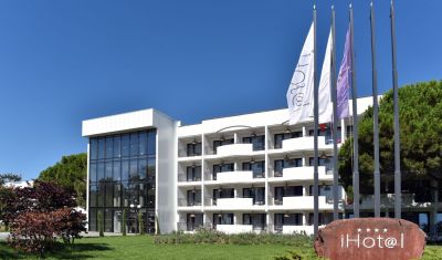 Oferta pentru Litoral 2025 Hotel iHot@l 4* - All Inclusive