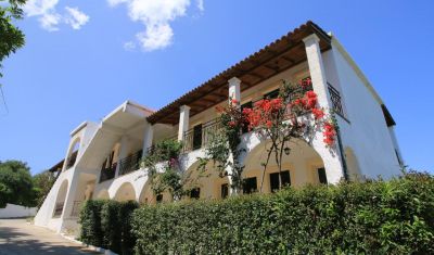 Oferta pentru Litoral 2025 Hotel Yannis Corfu 3*(avion charter) - Mic Dejun