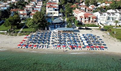Oferta pentru Litoral 2025 Hotel Naias 3* - Mic Dejun/Demipensiune