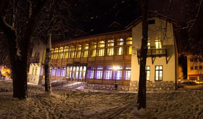 Oferta pentru Munte 2025 Hotel Regal 1880 3* - Mic Dejun