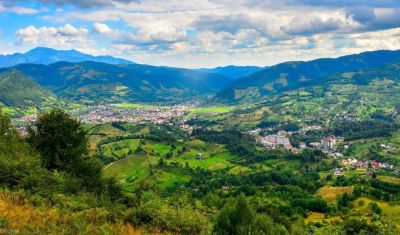 Oferta pentru Balneo 2025 Hotel Hebe 3* - Pensiune Completa + Tratament