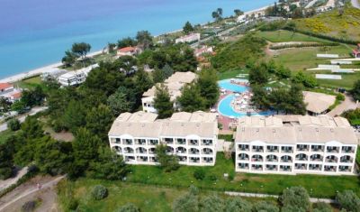 Oferta pentru Litoral 2025 Hotel Lesse 4* - Mic Dejun/Demipensiune