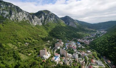 Oferta pentru Balneo 2025 Hotel Saras Sons 3* - Fisa Cont/Fisa Cont + Tratament
