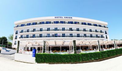 Oferta pentru Litoral 2025 Hotel Union 3* - Mic Dejun/Mic Dejun + Fisa Cont